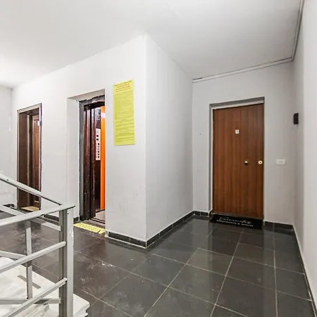 Cozy - Serenitas 2 * Tirana