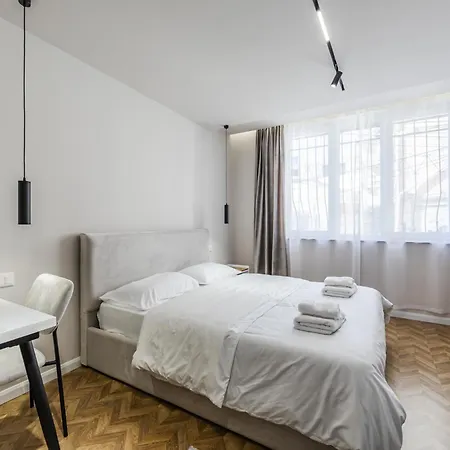 Cozy - Serenitas 2 By Pikhost