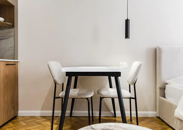 Cozy - Serenitas 2 Tirana