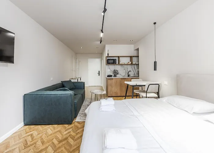 Cozy - Serenitas 2 Apartament