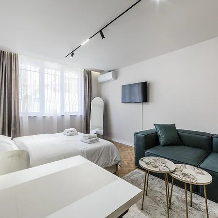 Cozy - Serenitas 2 By Pikhost Appartement Tirana